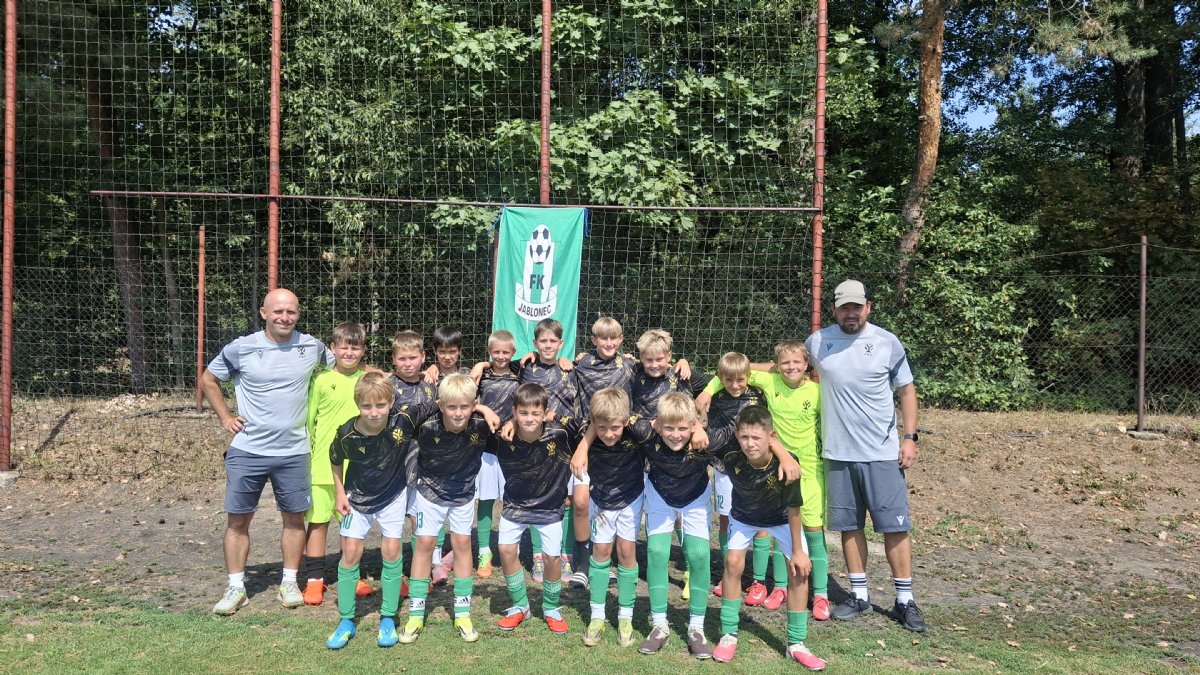 U12: Dvoudenní turnaj v Hradci Králové přinesl cenné zkušenosti